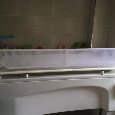 Changing mat with rail in position